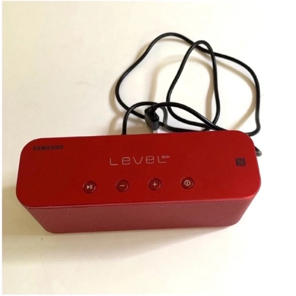 Samsung Level Box Mini Speaker Portable Bluetooth Speaker Red